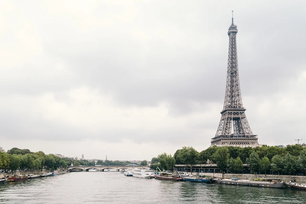 Neuilly-sur-Seine, capitale des ultra-riches : une concentration de services privés sans équivalent en France