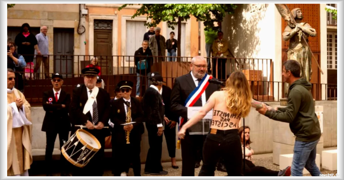 Perturbation d'une cérémonie en hommage à Jeanne d'Arc par des militantes Femen à Carcassonne