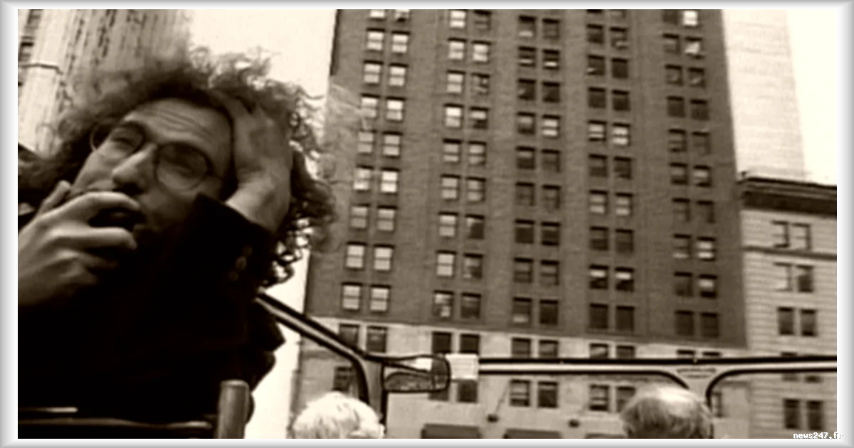 Portrait de Timothy Levitch, guide touristique excentrique à New York dans le documentaire "The Cruise"