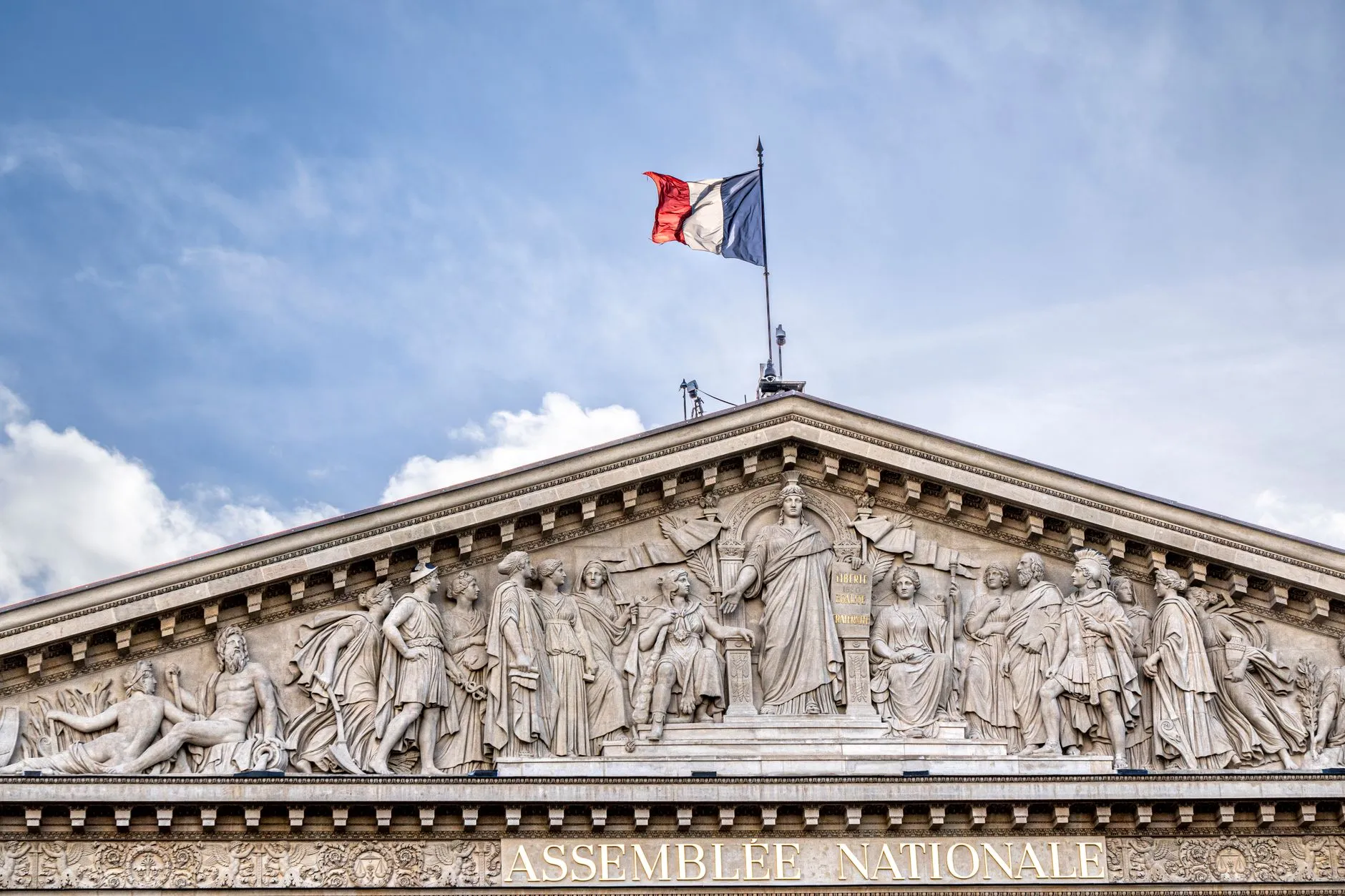 Réforme timide du règlement de l’Assemblée nationale face à une majorité éclatée