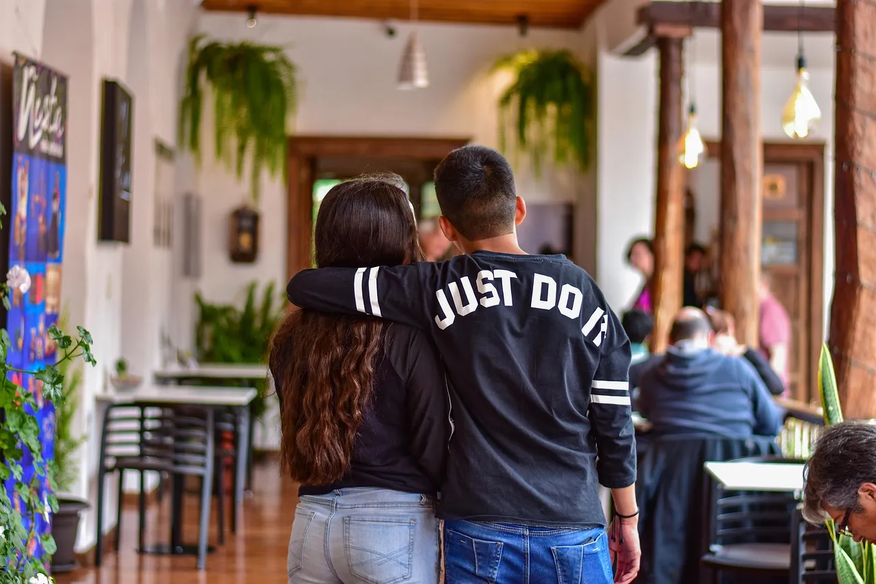 Relations transatlantiques en crise : la confiance envers les États-Unis en baisse en Europe