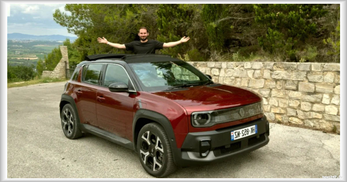 Renault 4 E-Tech Plein Sud : la version électrique à toit ouvrant enfin disponible