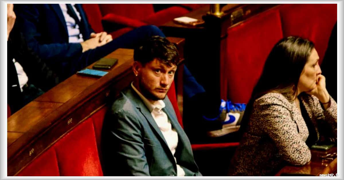 Retour de Raphaël Arnault à l'Assemblée nationale : LFI met en scène son retour après la polémique autour de la mort de Quentin Deranque