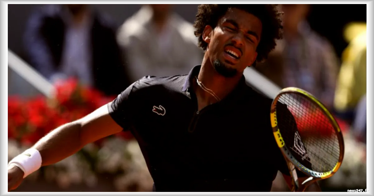 Roland-Garros 2026 : Arthur Fils contraint à l’abandon à Rome en raison d’une blessure au dos