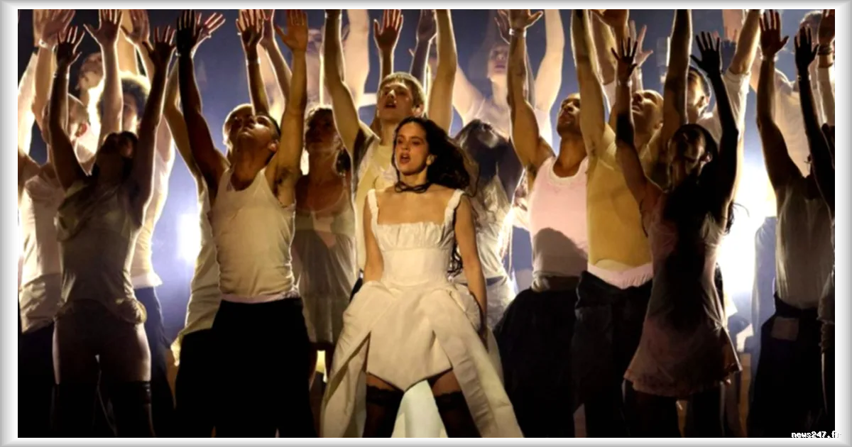 Rosalía lance sa tournée mondiale à Lyon après le succès de son album Lux