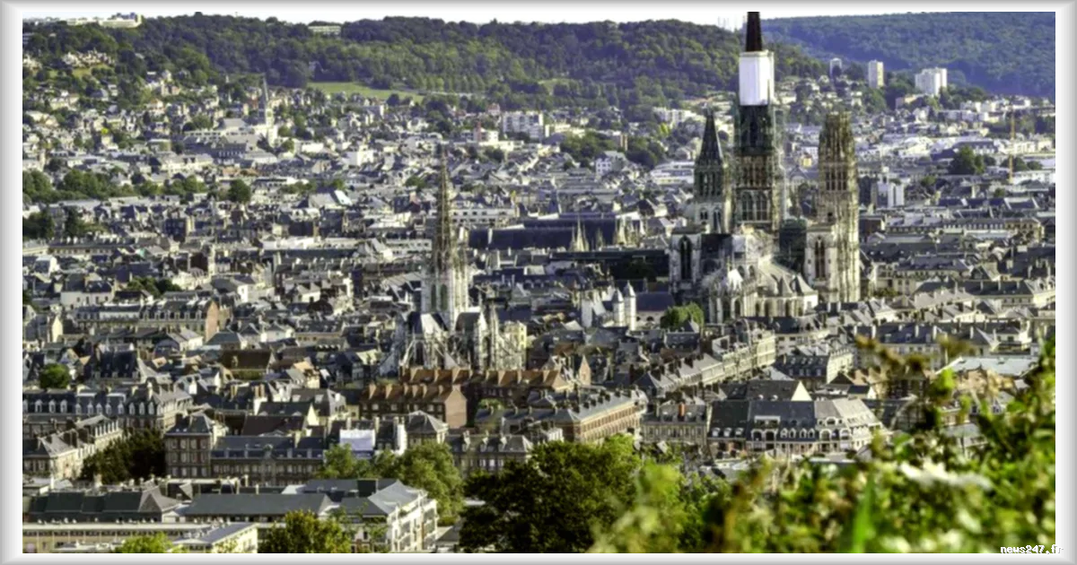 Rouen : Des magnets "profanant" les armoiries de la ville retirés après polémique