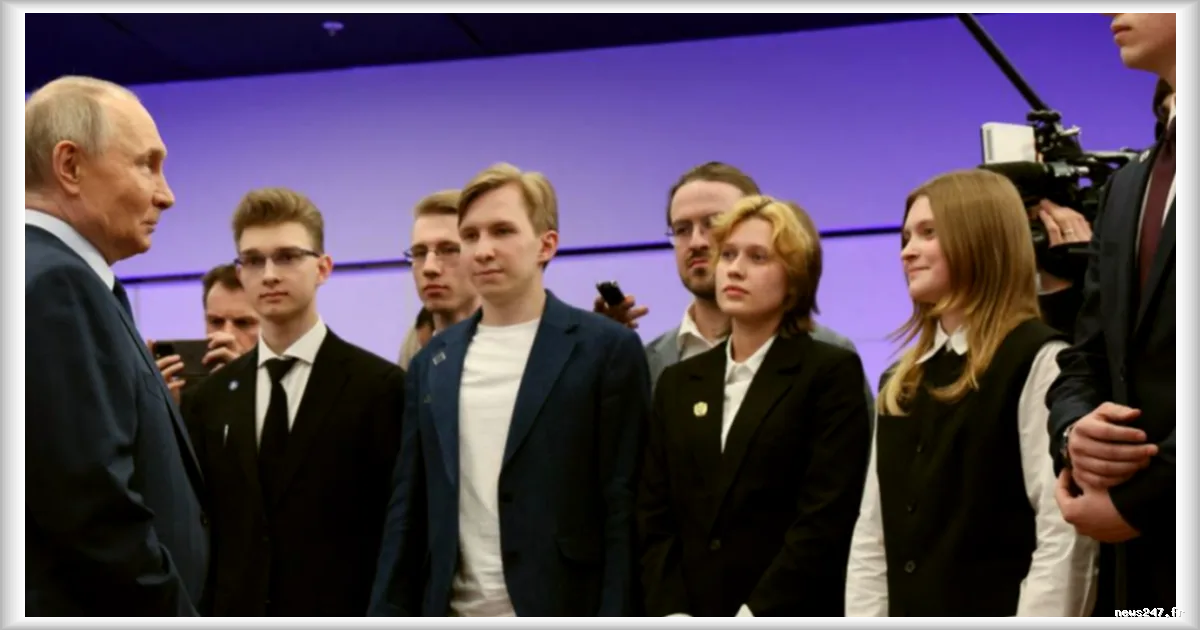 Russie : l'armée cible les étudiants avec un discours marketing et des pressions