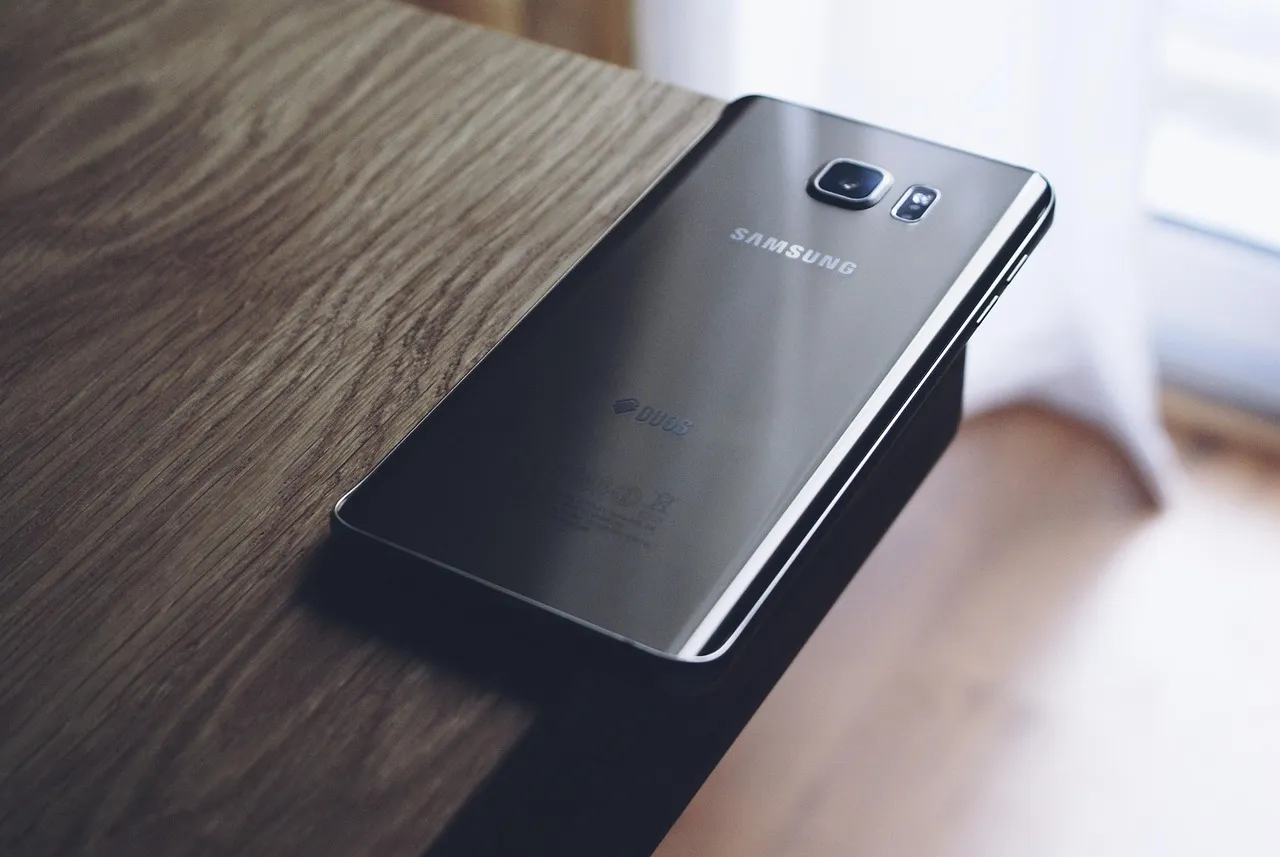 Samsung Electronics et SK Hynix investissent 450 milliards d’euros pour développer leurs capacités de production de puces mémoire
