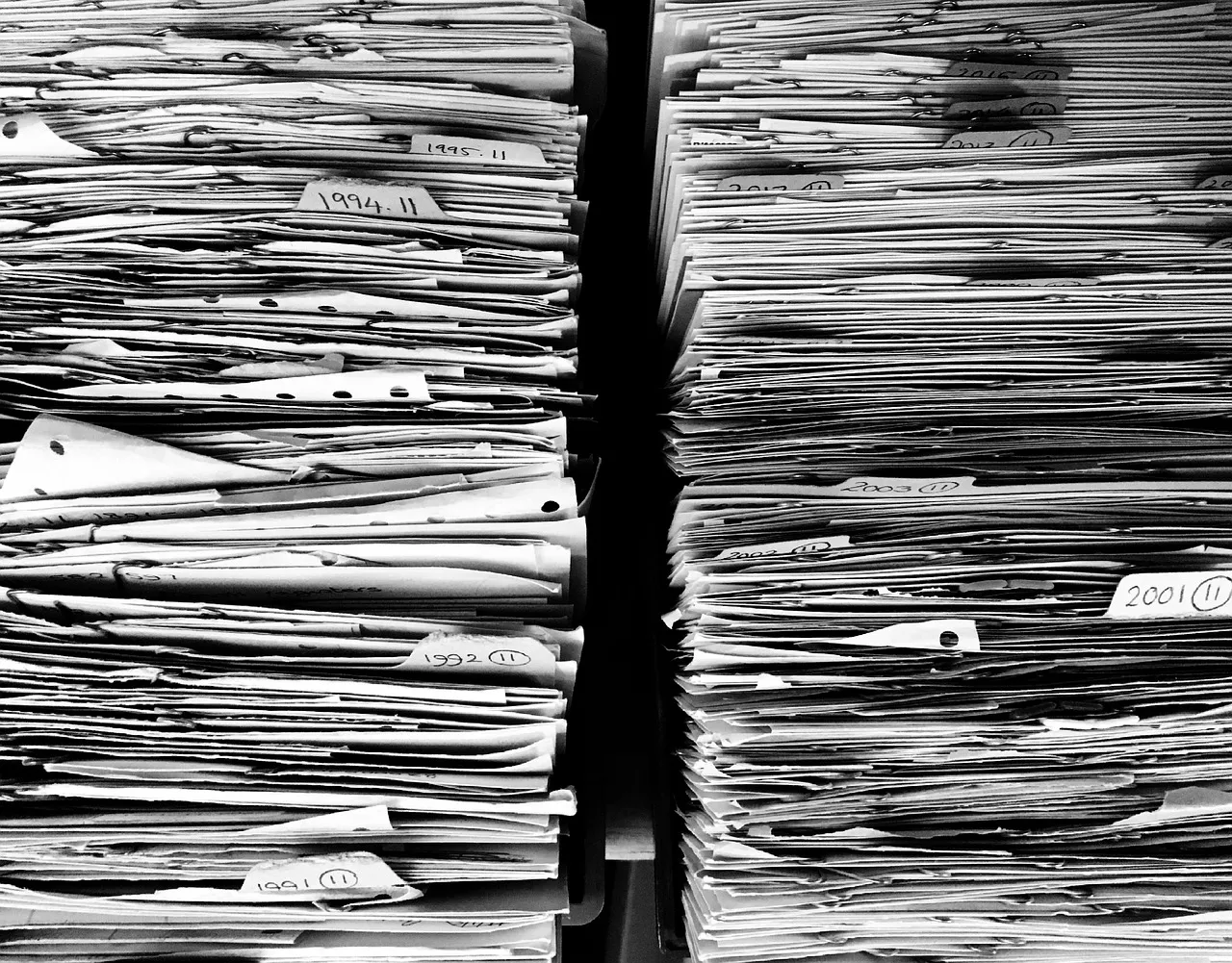 Simplification administrative : deux anciens hauts fonctionnaires en font une priorité pour l’Élysée