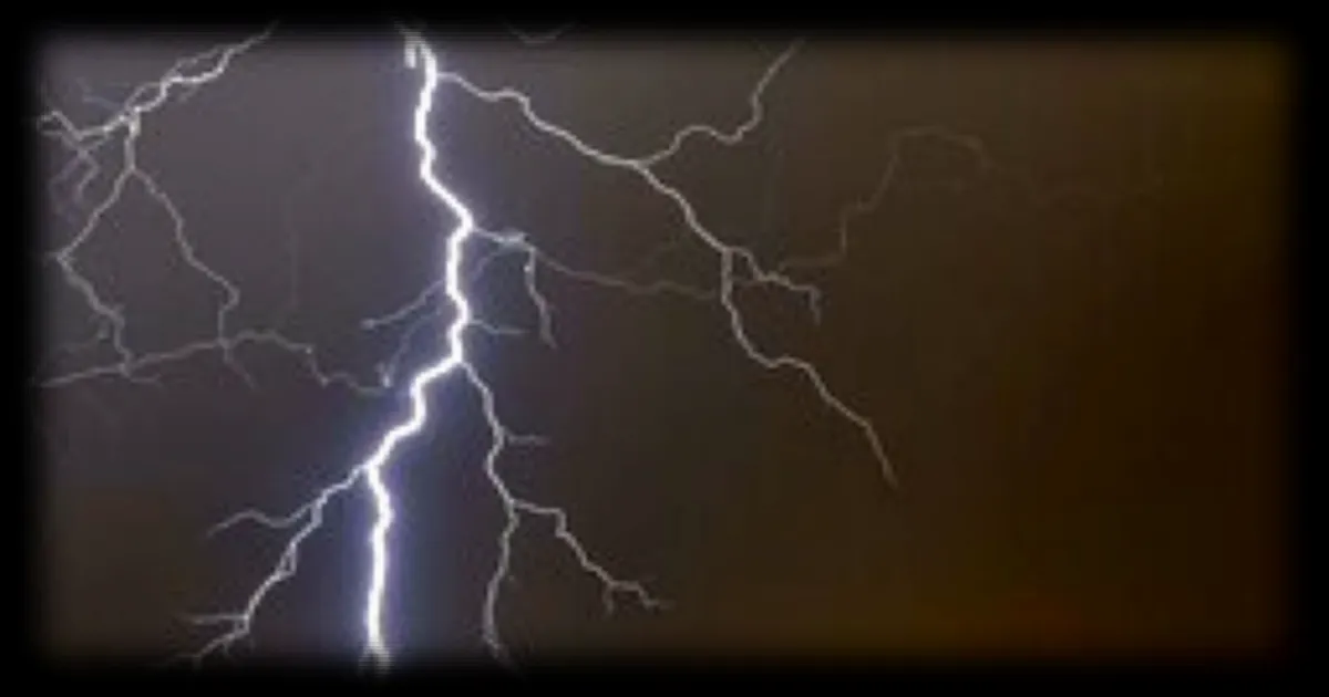 23 départements en vigilance orange pour orages ce jeudi : la Corse en alerte canicule