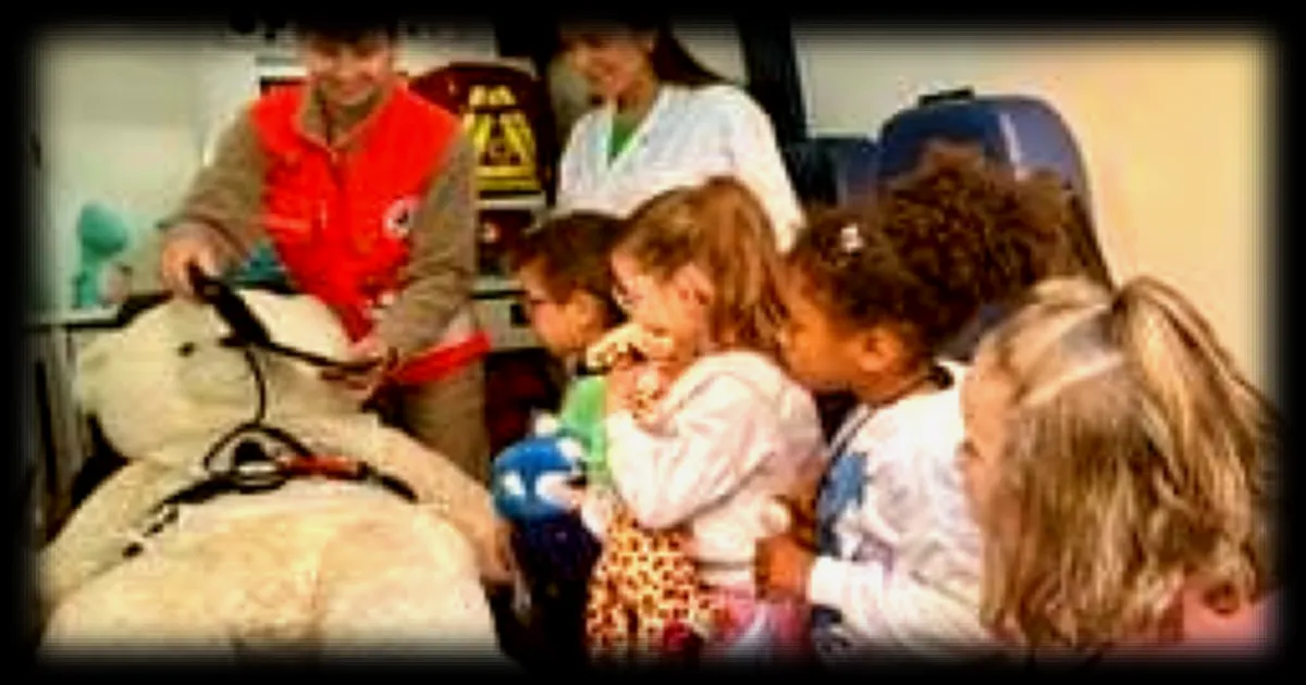 400 écoliers font soigner leurs nounours par des étudiants en santé à Angers