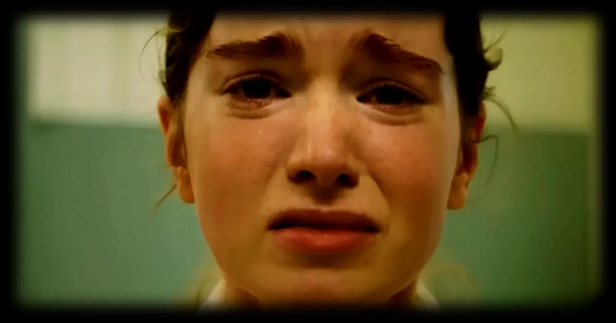 Adaptation de *Carrie* par Mike Flanagan : une bande-annonce qui divise selon le Journal du Geek