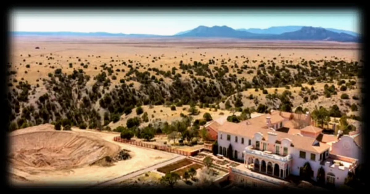 Affaire Epstein : les enquêteurs fouillent le ranch "Zorro" au Nouveau-Mexique