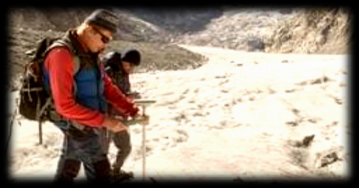 Alpes : l’accélération du réchauffement climatique fragilise les glaciers et multiplie les risques