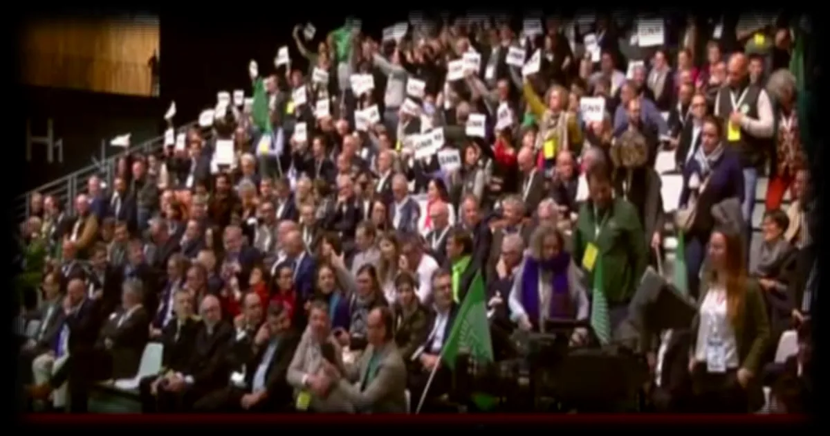 Annie Genevard huée par des agriculteurs lors d'un déplacement à Caen