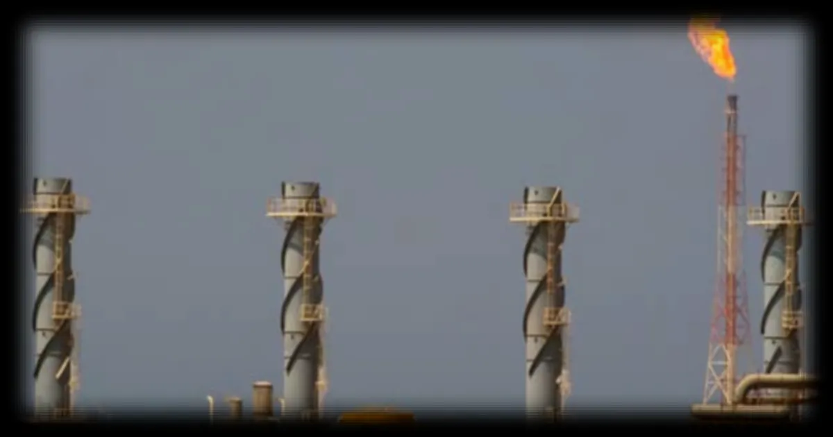 Attaque contre la plus grande réserve de gaz du monde : le Qatar accuse Israël, les prix du pétrole en hausse