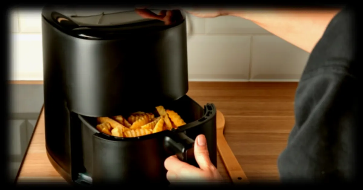Attention: une erreur de cuisson commune avec le airfryer peut augmenter le risque de cancer selon les oncologues