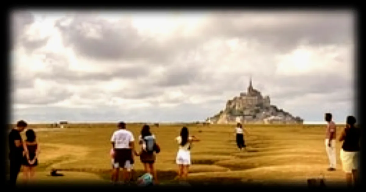 Au Mont-Saint-Michel, le piège des photos virales et la quête du cliché parfait
