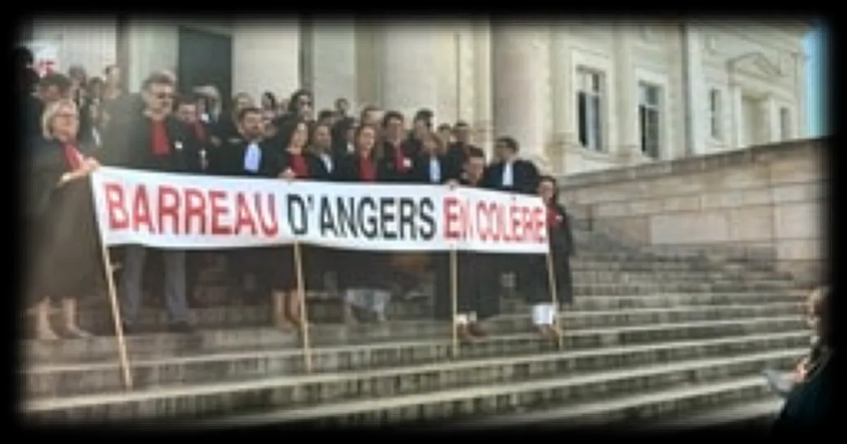 Avocats et magistrats en grève à Angers contre la réforme de la justice criminelle