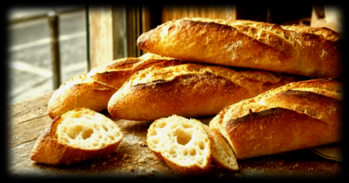 Baguette française : Bruno Cormerais, Meilleur Ouvrier de France, détaille la bonne façon de la déguster