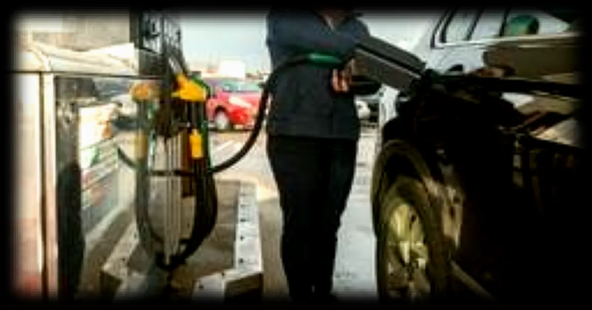 Baisse du cours du baril de pétrole : les prix des carburants devraient diminuer en France