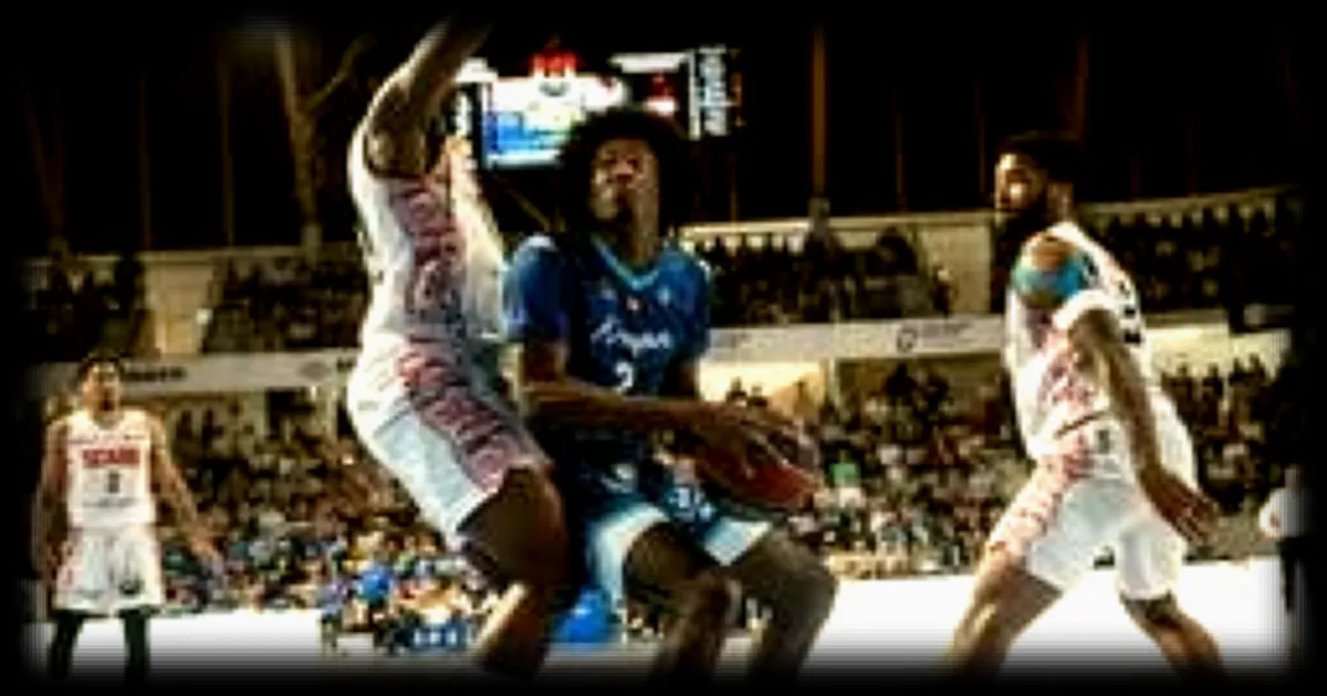 Basketball : Noah Limol, le Martiniquais des Béliers de Kemper, passe professionnel et s’affirme en Élite 2