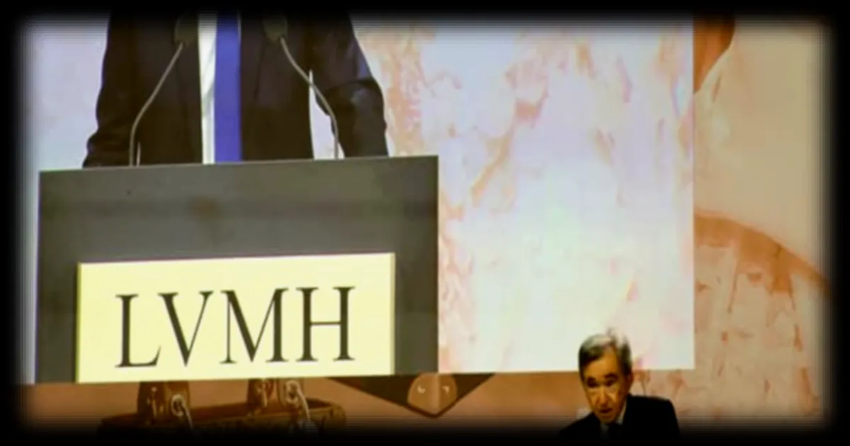 Bernard Arnault souligne le contraste entre l'accueil en Chine et en France lors de l'assemblée générale annuelle de LVMH