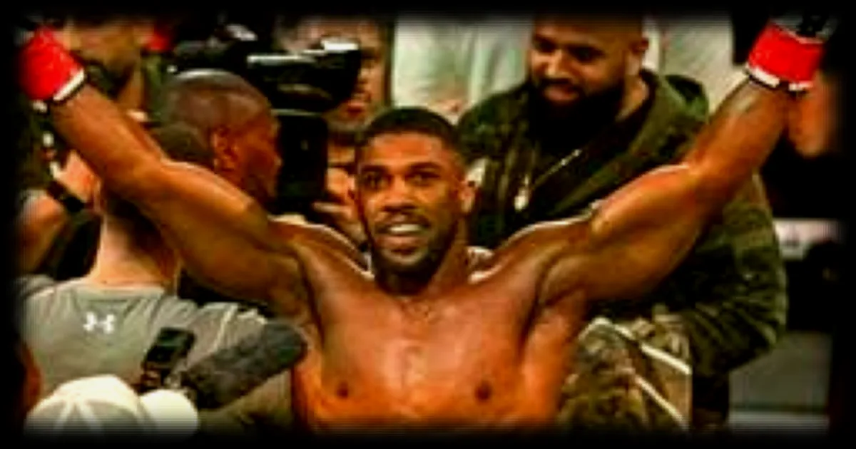 Boxe : Anthony Joshua se prepare a son retour sur le ring aux cotes de son vieux rival, Oleksandr Usyk