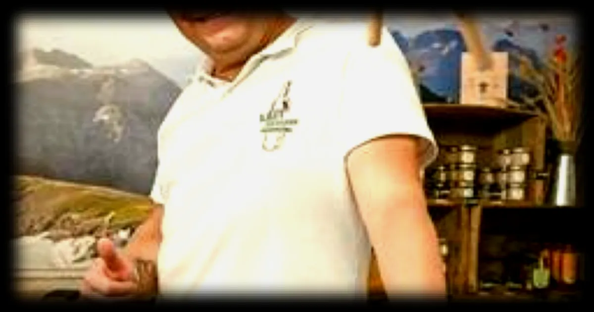 Cadre pendant 23 ans, il devient le meilleur fromager de sa région : l'histoire de David Pierlot