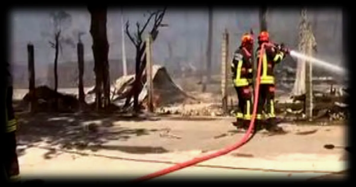 Canet-en-Roussillon dévasté par un incendie majeur : 280 bungalows détruits et une zone industrielle touchée