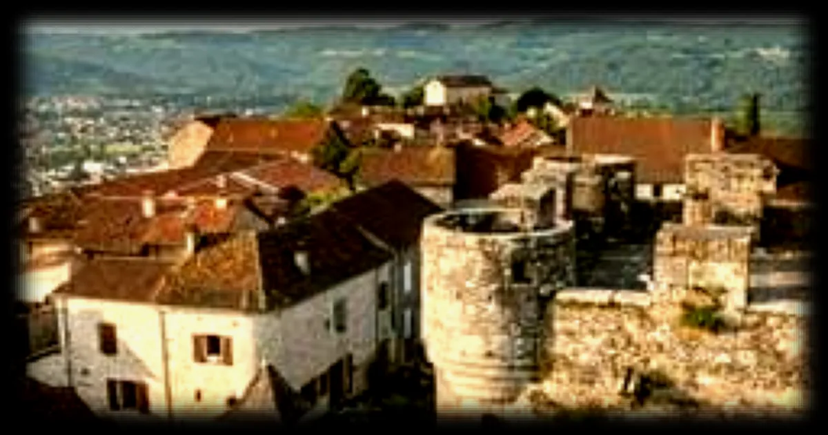 Capdenac-le-Haut : Un Village Médiéval du Lot Classé Parmi les Plus Beaux de France