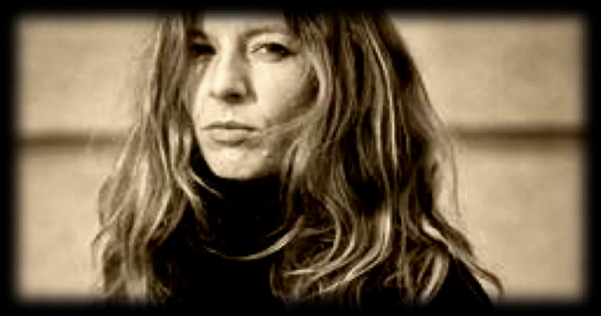 Carole Boinet, directrice de la redaction des Inrocks, publie son premier roman 'L'Enthousiasme'