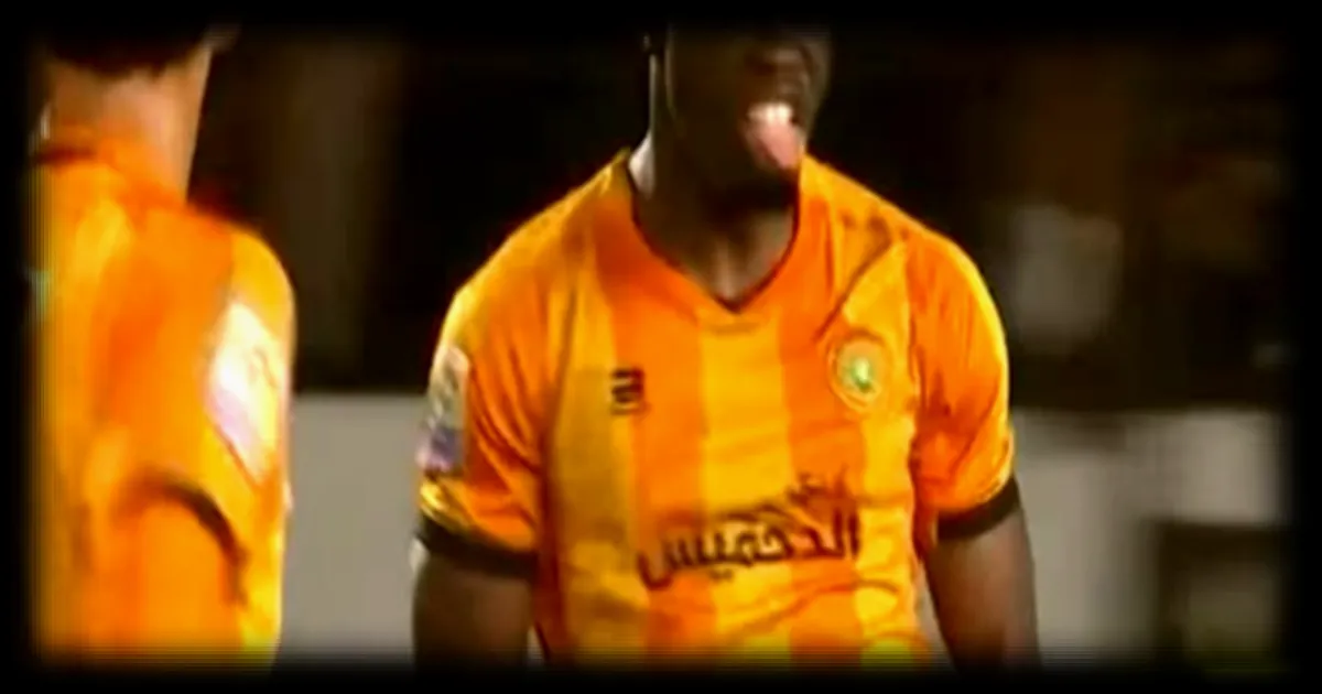 Carton rouge surprise pour le Sénégalais Paul Valère Bassène après une célébration jugée obscène au Maroc