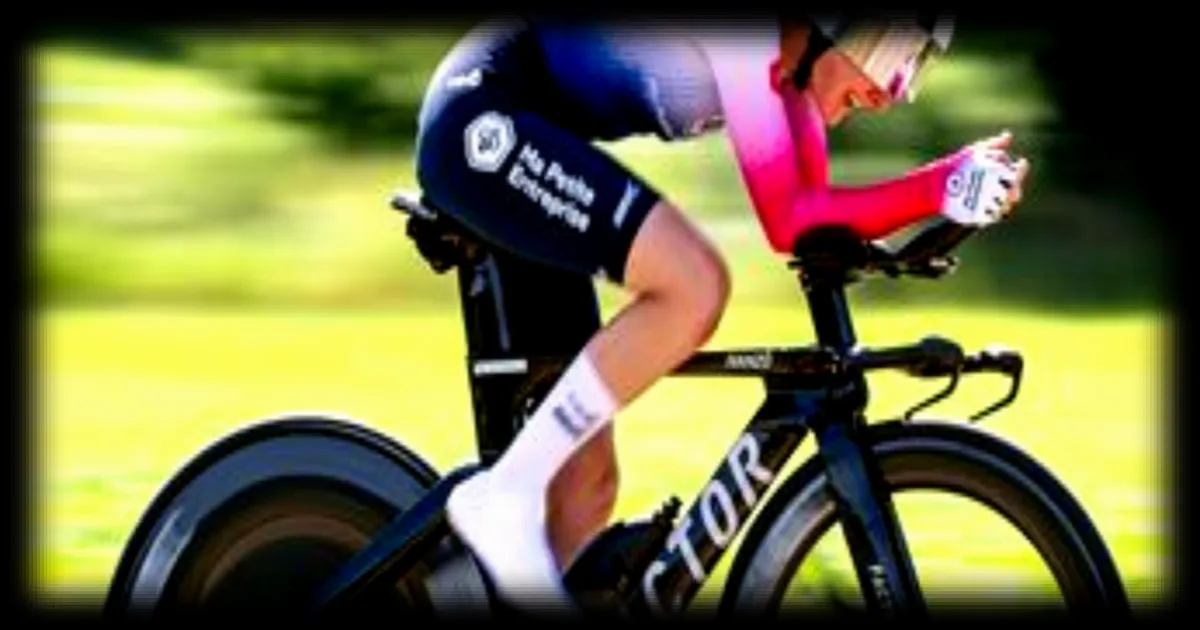 Célia Le Mouël remporte le titre de championne de France du contre-la-montre et offre sa première victoire à son équipe Ma Petite Entreprise