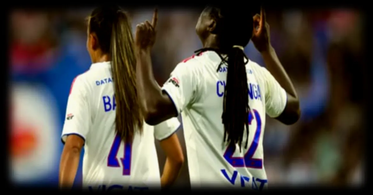 Championnat de France féminin : l'OL Lyon s'impose 2-0 face au Paris FC en finale d'Arkéma Première Ligue