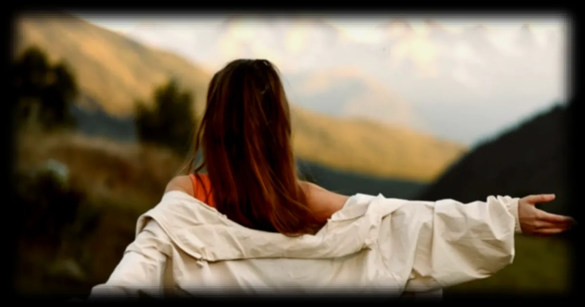 Charlotte Rutherford : deux fois diagnostiquee d'un cancer de l'intestin, elle lance un avertissement crucial