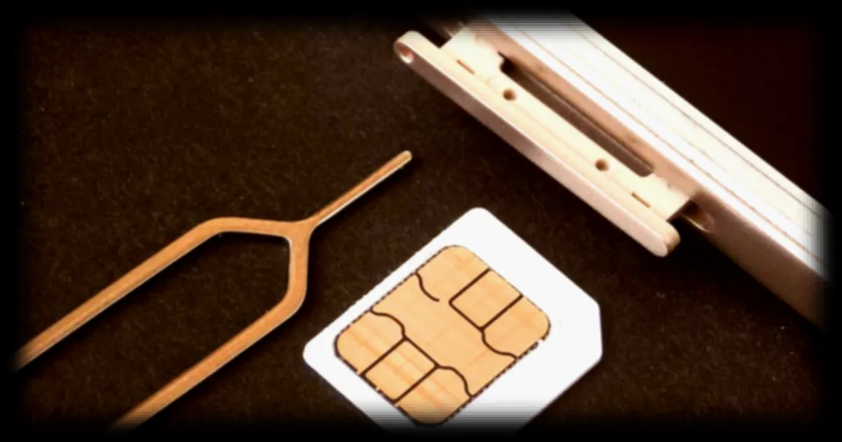 Choisir entre eSIM et carte SIM physique pour voyager à l’étranger : quelles différences et implications ?