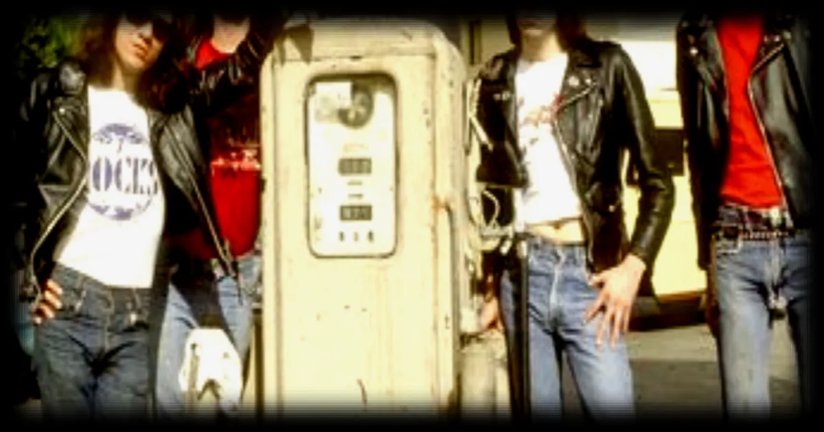 Cinq décennies plus tard : les Ramones célébrés à Los Angeles avec des stars du punk pour leur album fondateur
