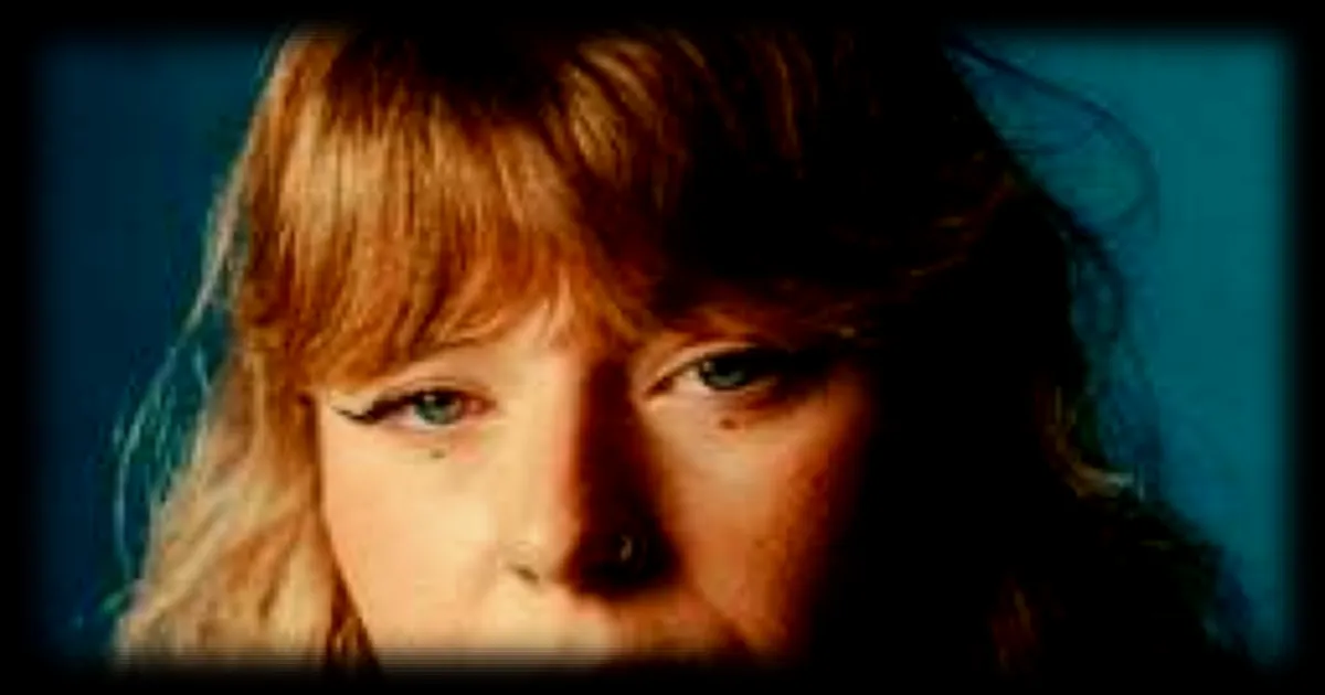 CJ Beth, une chanteuse angevine de 28 ans, subjugue le jury de The Voice sur TF1