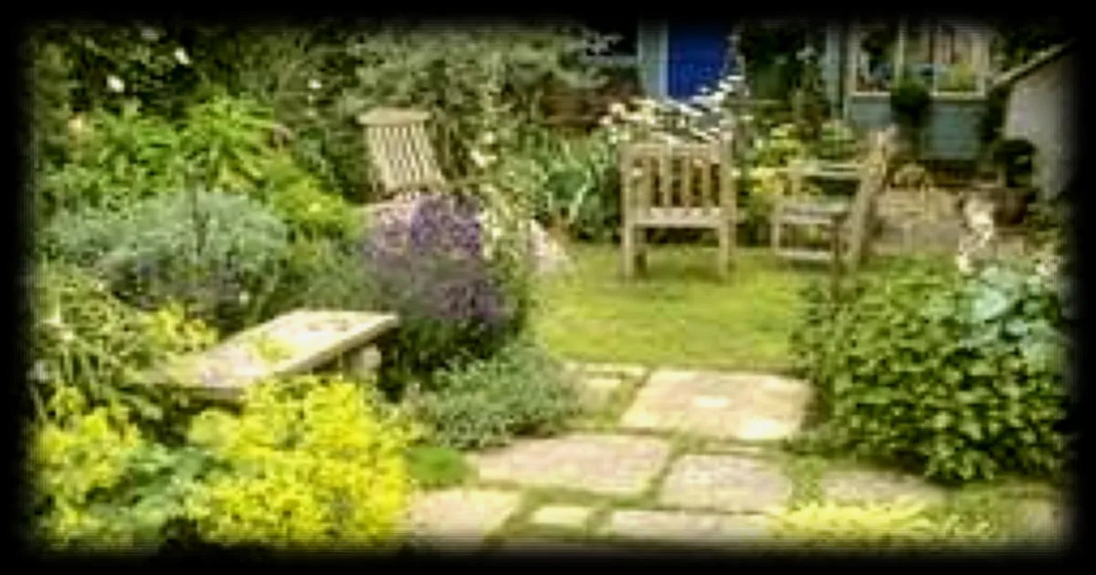 Comment aménager un petit jardin pour en faire un havre de paix ? Les conseils pratiques pour optimiser les espaces extérieurs