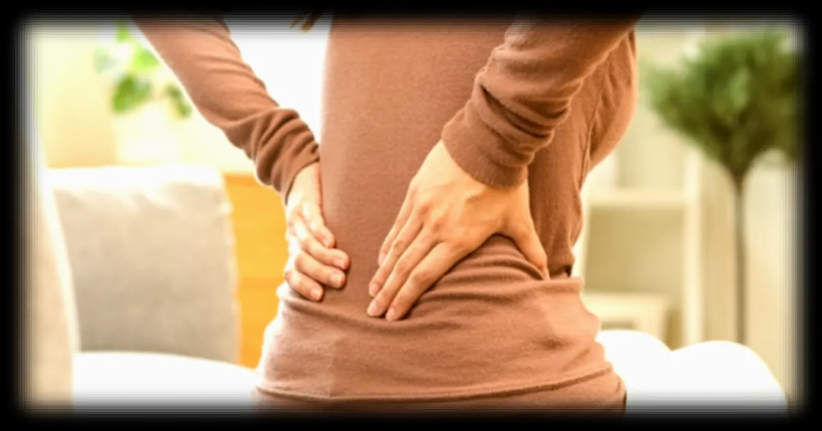 Comment differencier le mal de dos de la douleur aux reins ? Les conseils d'une experte pour eviter toute confusion