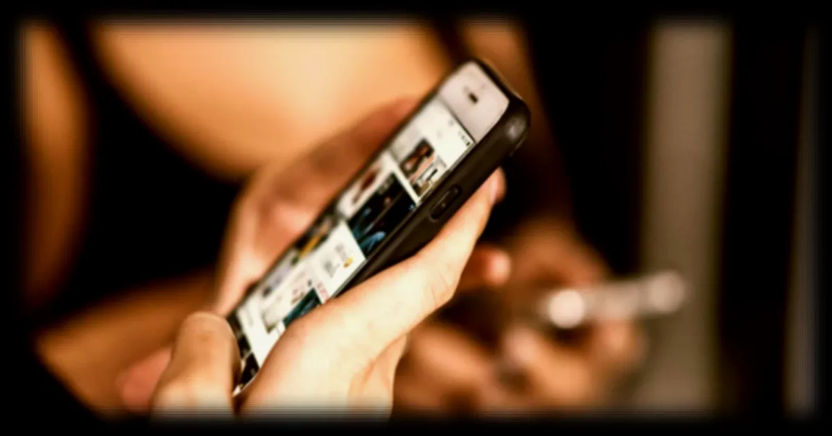 Comparatif des forfaits 350 Go 5G : Free, RED et Lebara en lice