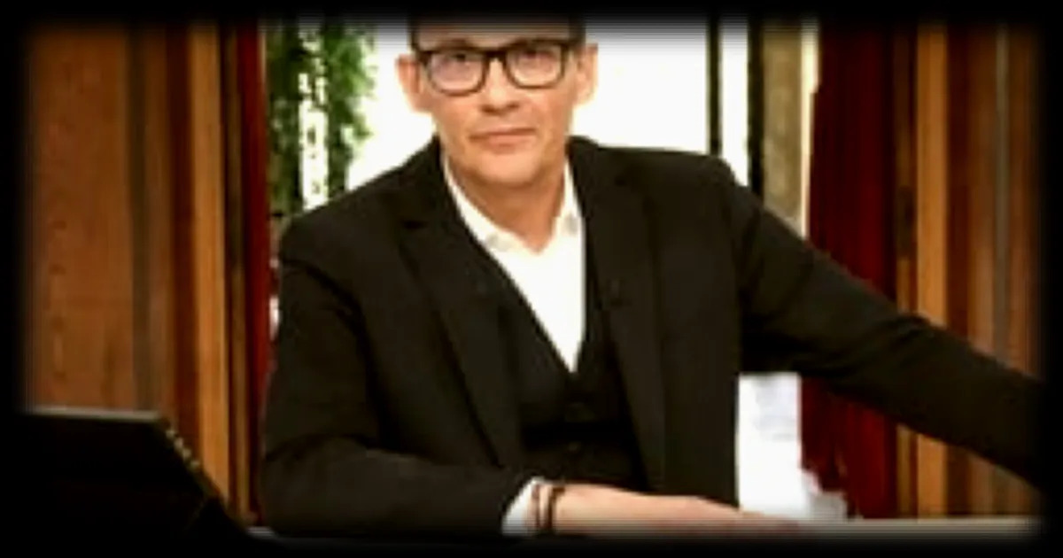 Concert de solidarité pour les victimes des incendies : Julien Courbet dévoile l’organisation du spectacle sur M6