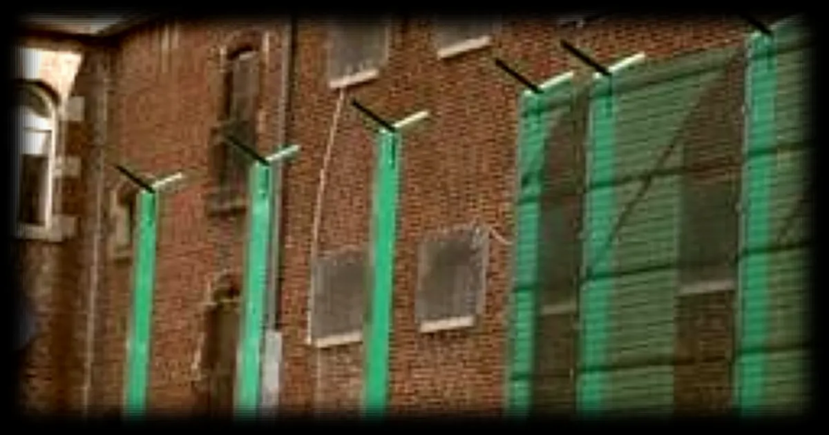 Conditions de détention alarmantes à la prison de Béthune : moisissures, punaises de lit et fuites d'eaux usées