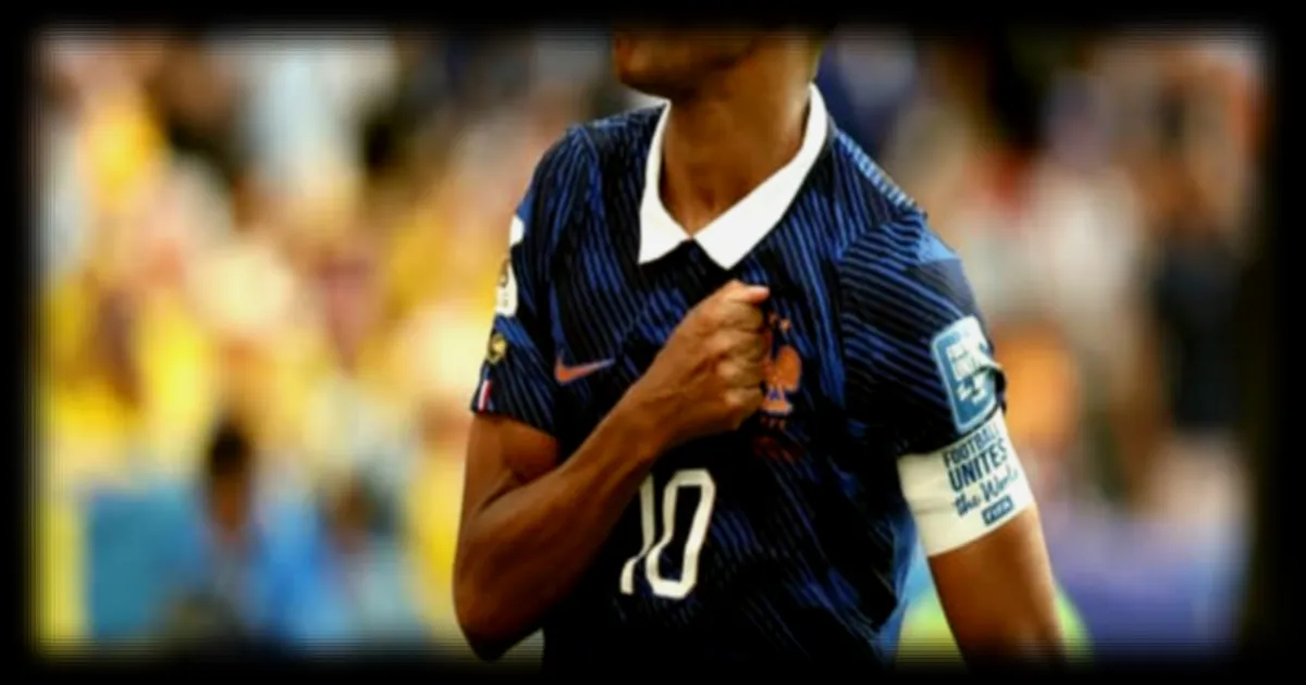 Coupe du monde 2026 : Mbappé en mission, Rothen analyse sa métamorphose sur le terrain