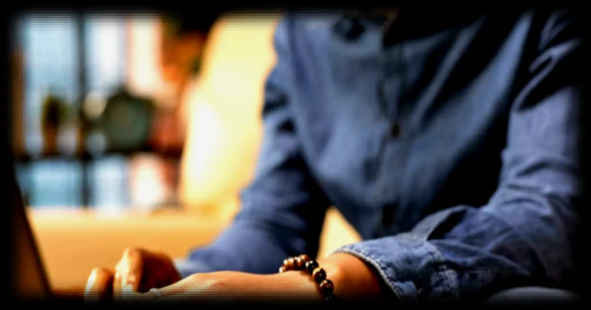 CyberGhost vs ExpressVPN Basique : Quel VPN Choisir à Moins de 3 €/mois ?