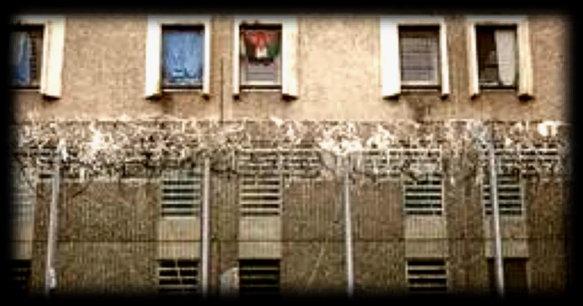 Démantèlement d'un trafic de stupéfiants piloté depuis une prison dans la Loire