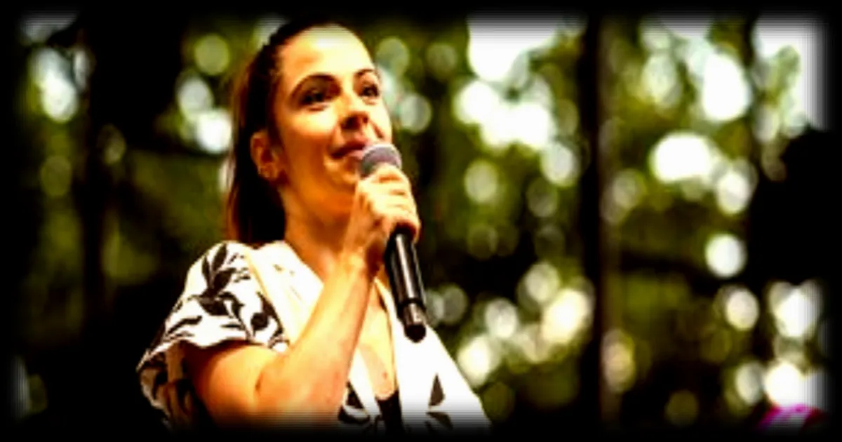 Denitsa Ikonomova révèle l'impact de la danse dans sa vie lors de sa participation à la comédie musicale 'Bonne Nouvelle'