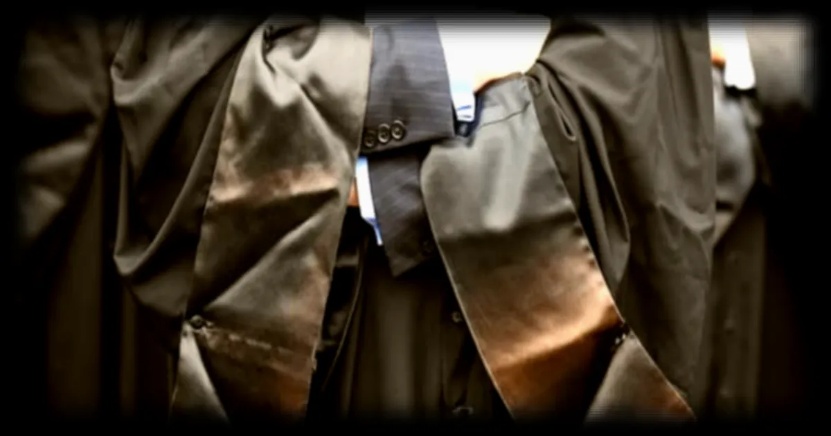 Des avocats parisiens en grève contre la réforme de la justice criminelle de Gérald Darmanin