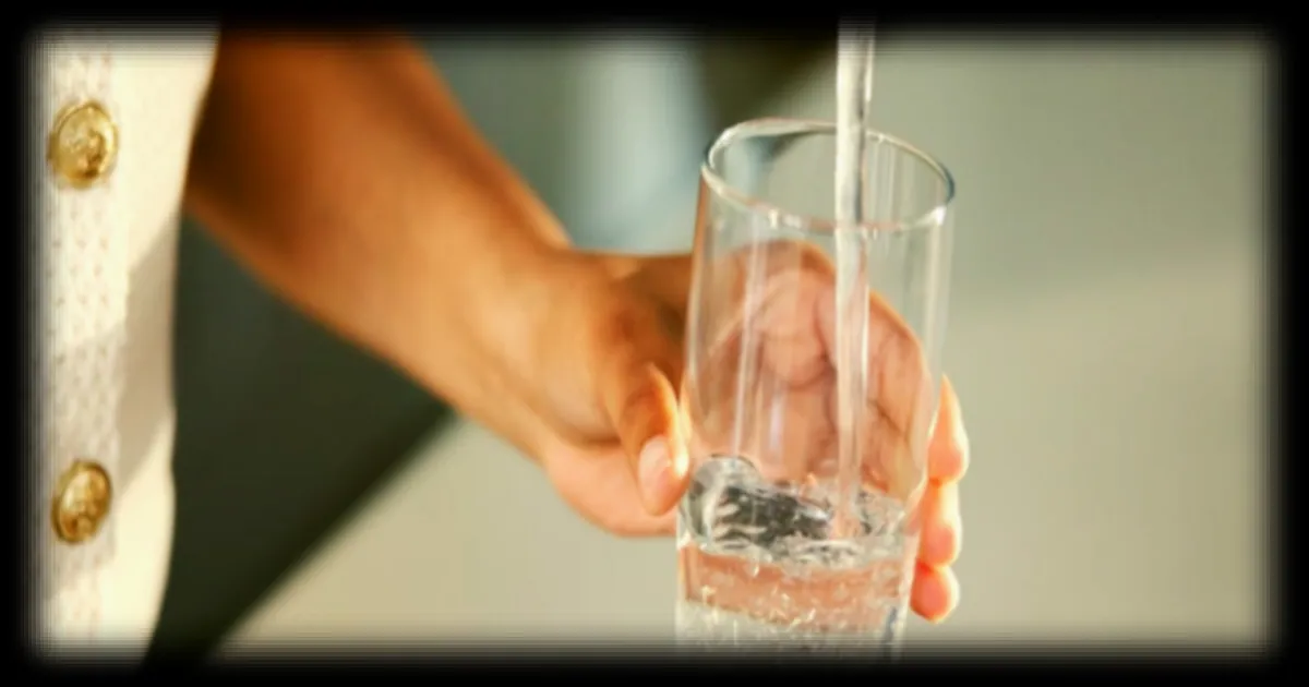 Des chercheurs américains mettent en garde contre un possible lien entre l'eau potable et l'augmentation de certains cancers féminins